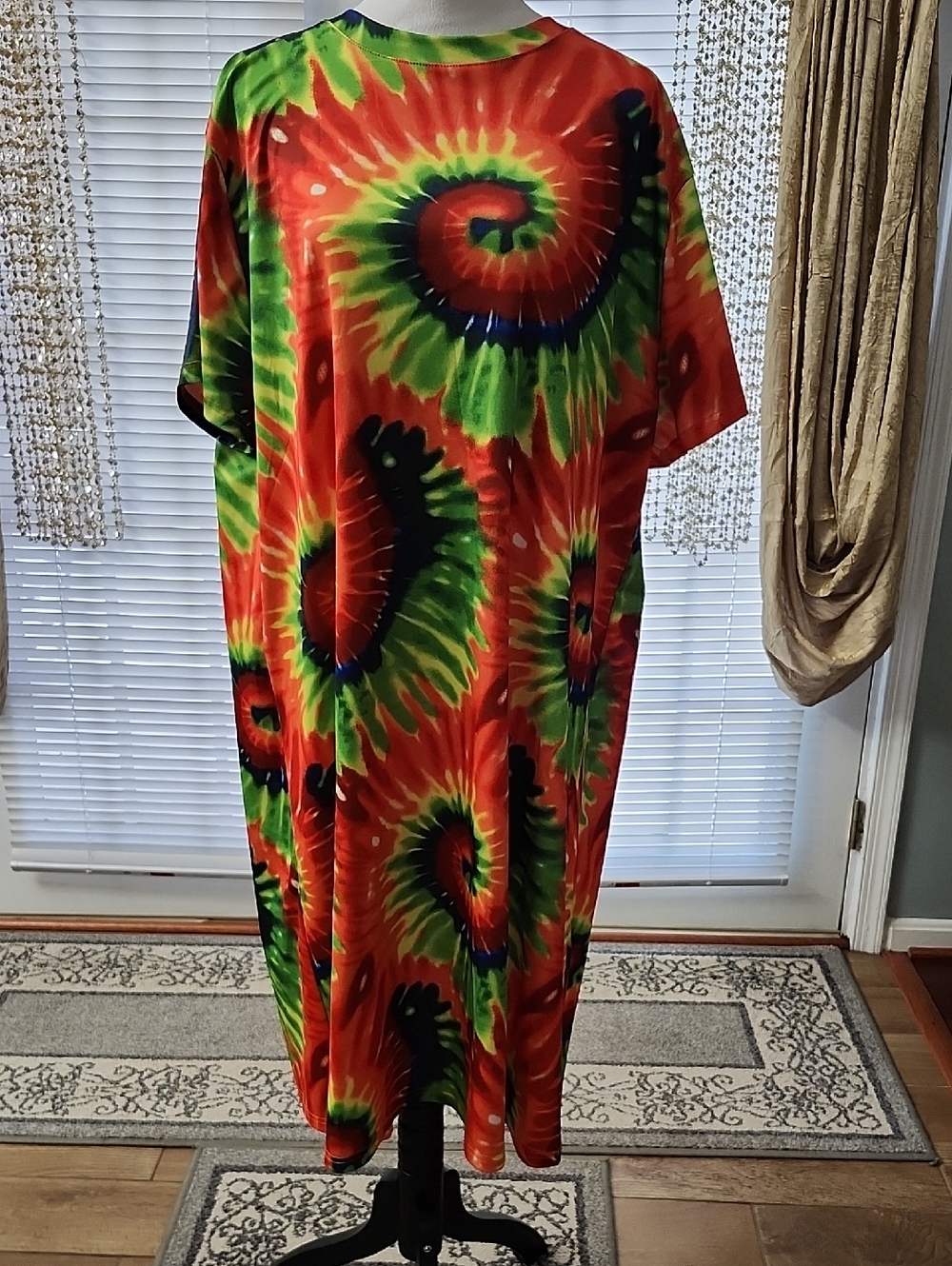SHEIN Red & Green Tie-Dye Midi Dress